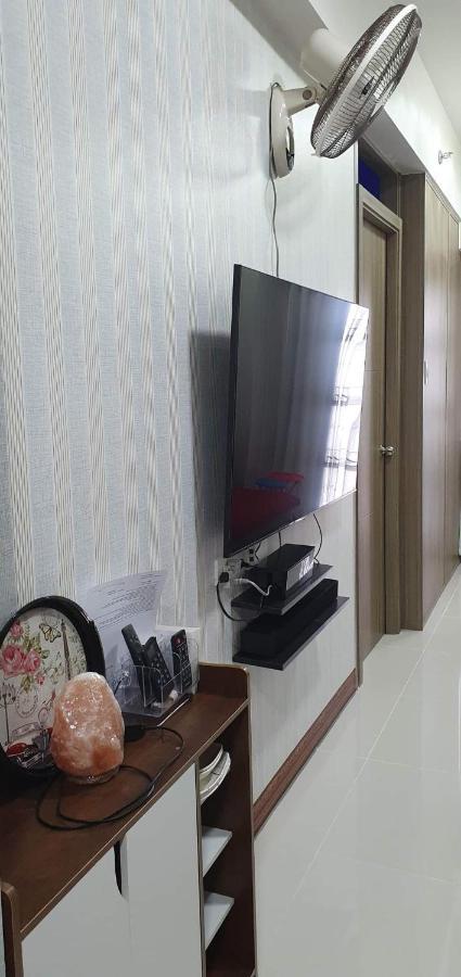Schoenes Apartment Mit Pool-Nutzung Manila Ngoại thất bức ảnh