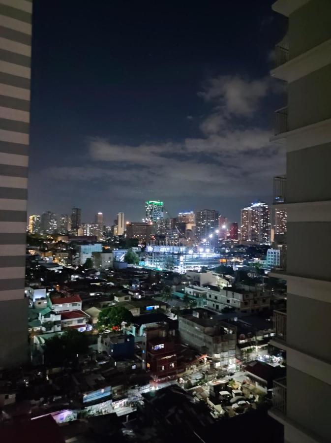 Schoenes Apartment Mit Pool-Nutzung Manila Ngoại thất bức ảnh