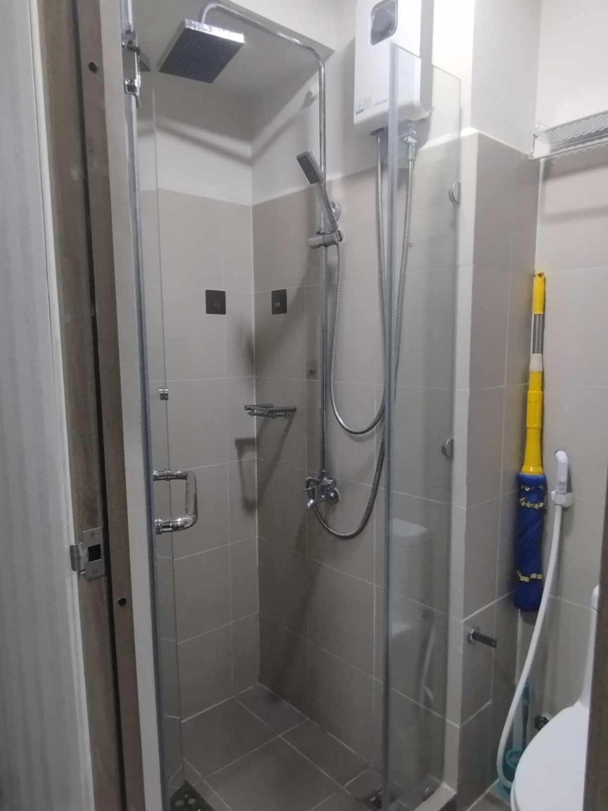 Schoenes Apartment Mit Pool-Nutzung Manila Ngoại thất bức ảnh